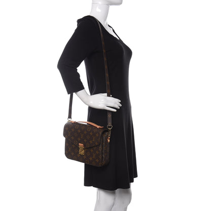 Louis Vuitton Monogram Pochette Metis 2 of 9