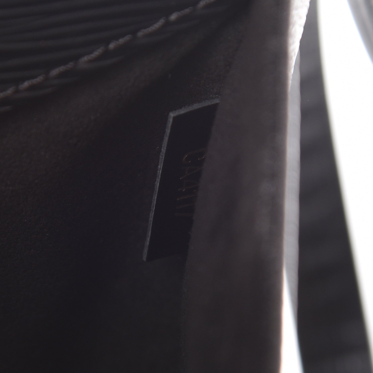 Louis Vuitton Epi Monogram Saint Michel Black 7 of 11