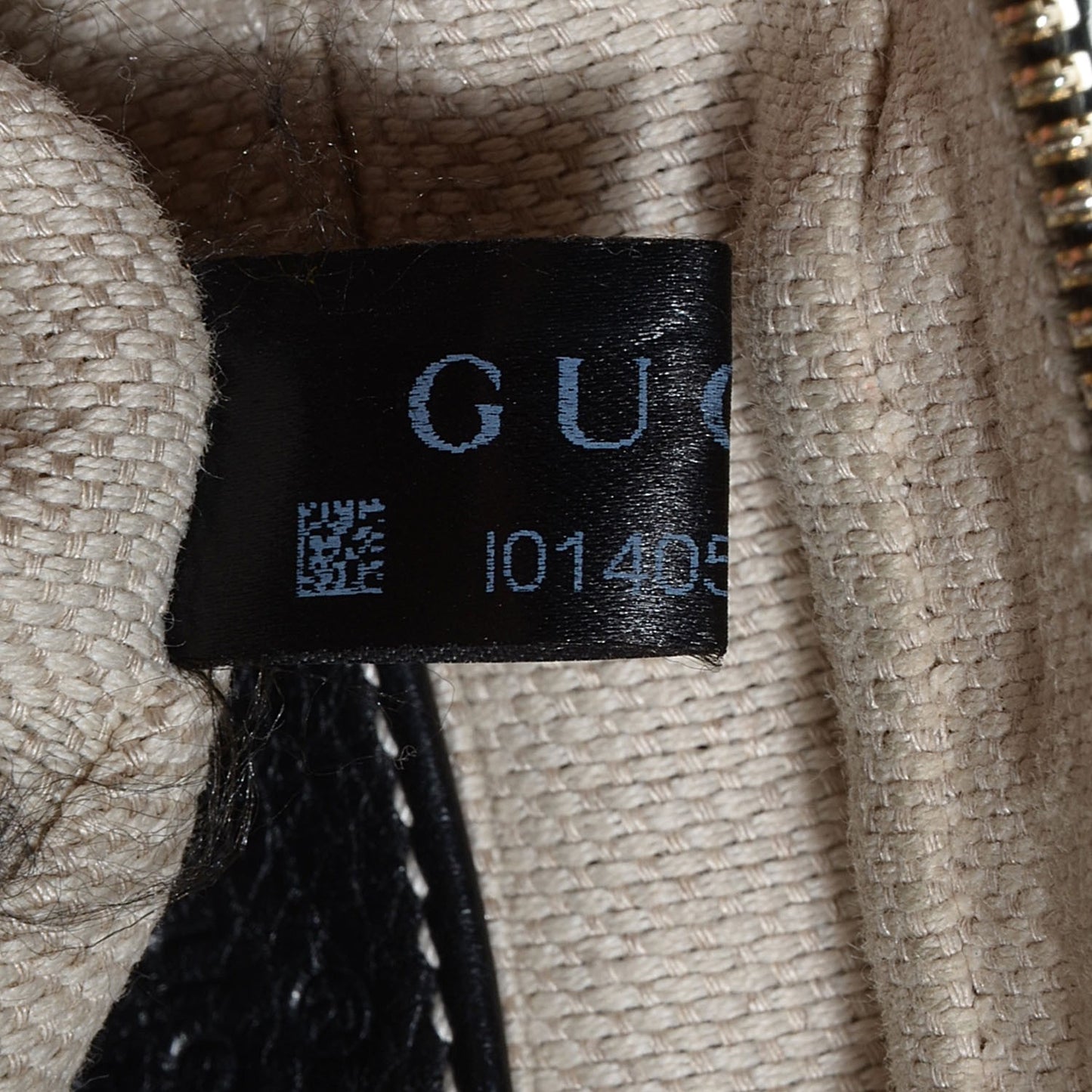 Pebbled Calfskin Small Soho Disco Bag Black