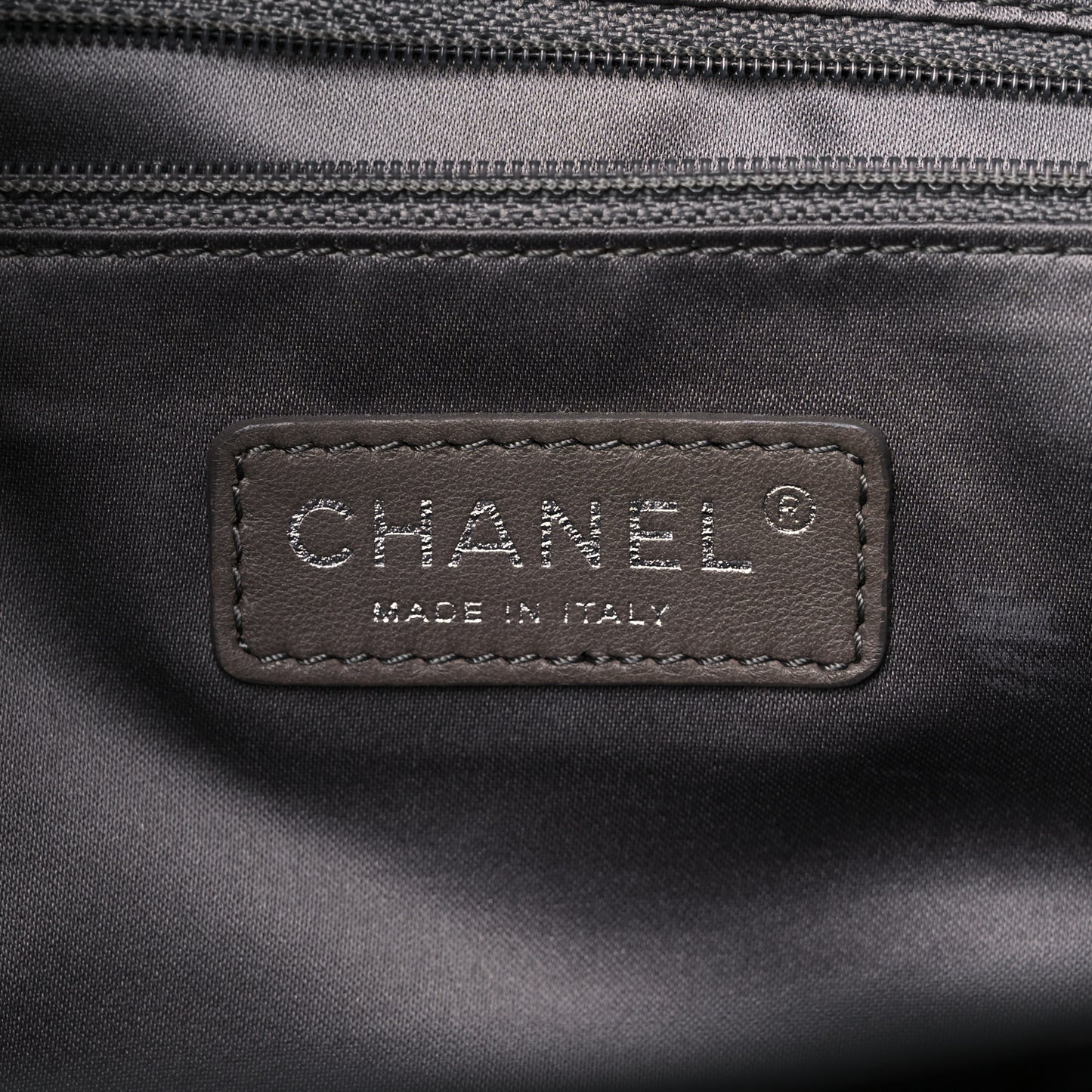 Lambskin Jumbo Coco Rain Flap Black