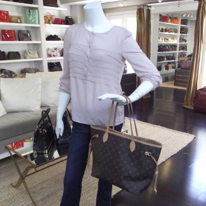 Louis Vuitton Monogram Neverfull MM 2 of 9