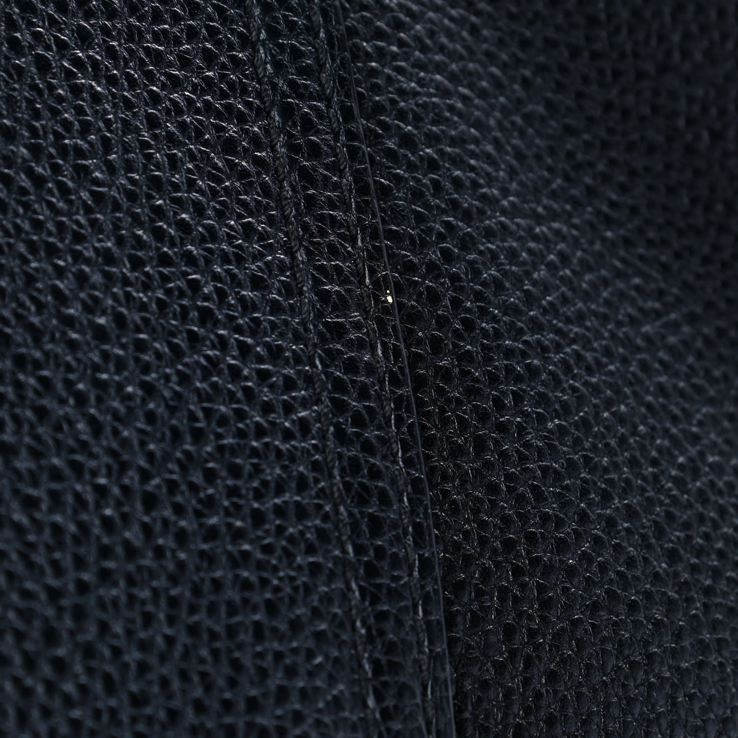 Pebbled Calfskin Medium Soho Flap Crossbody Black