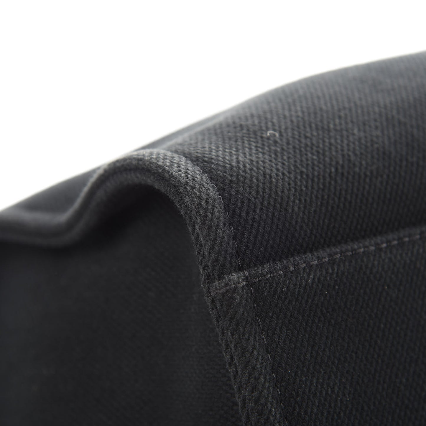Canvas Pearl Medium Deauville Tote Black