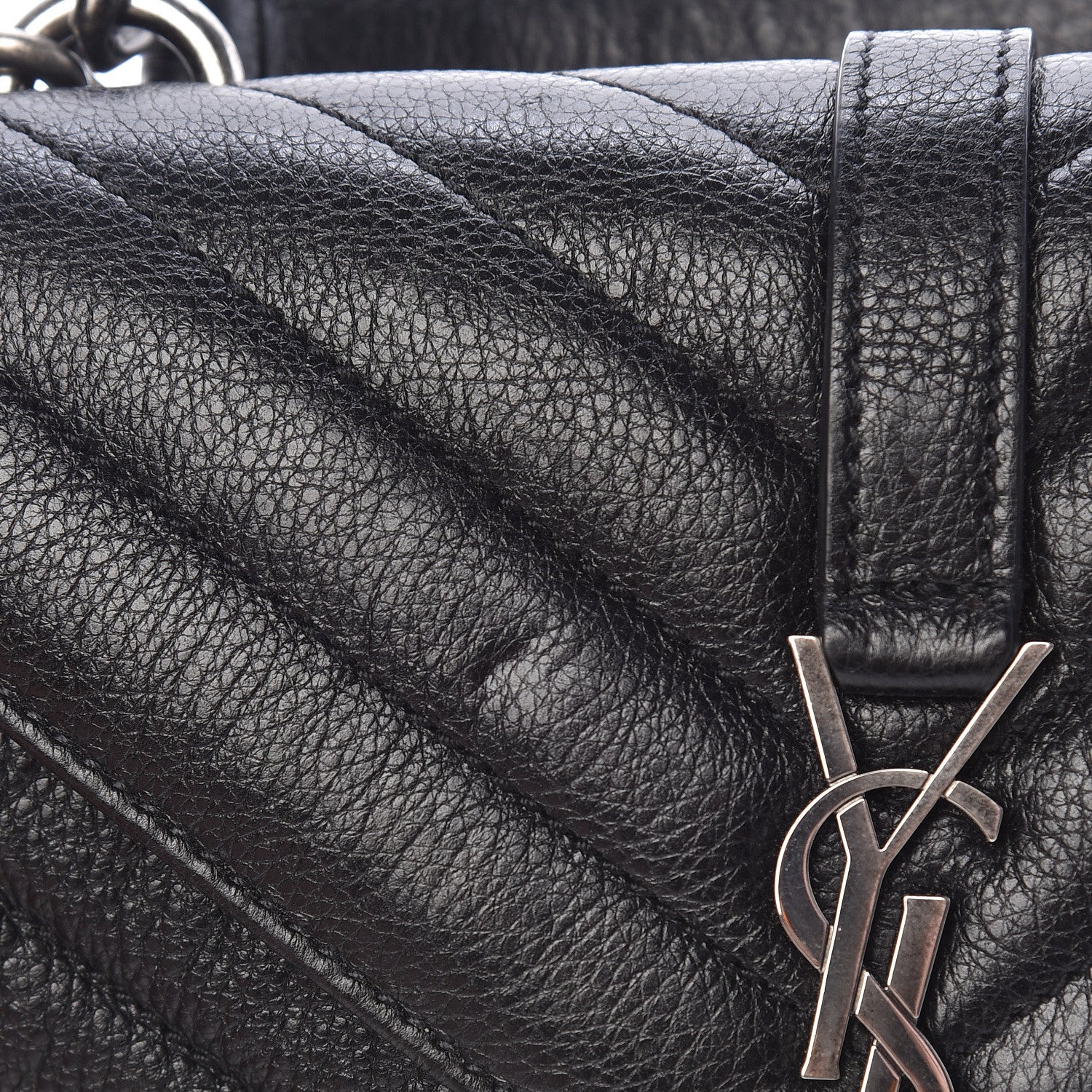 Saint Laurent Sheepskin Matelasse Chevron Monogram College Chain Wallet Black 10 of 12