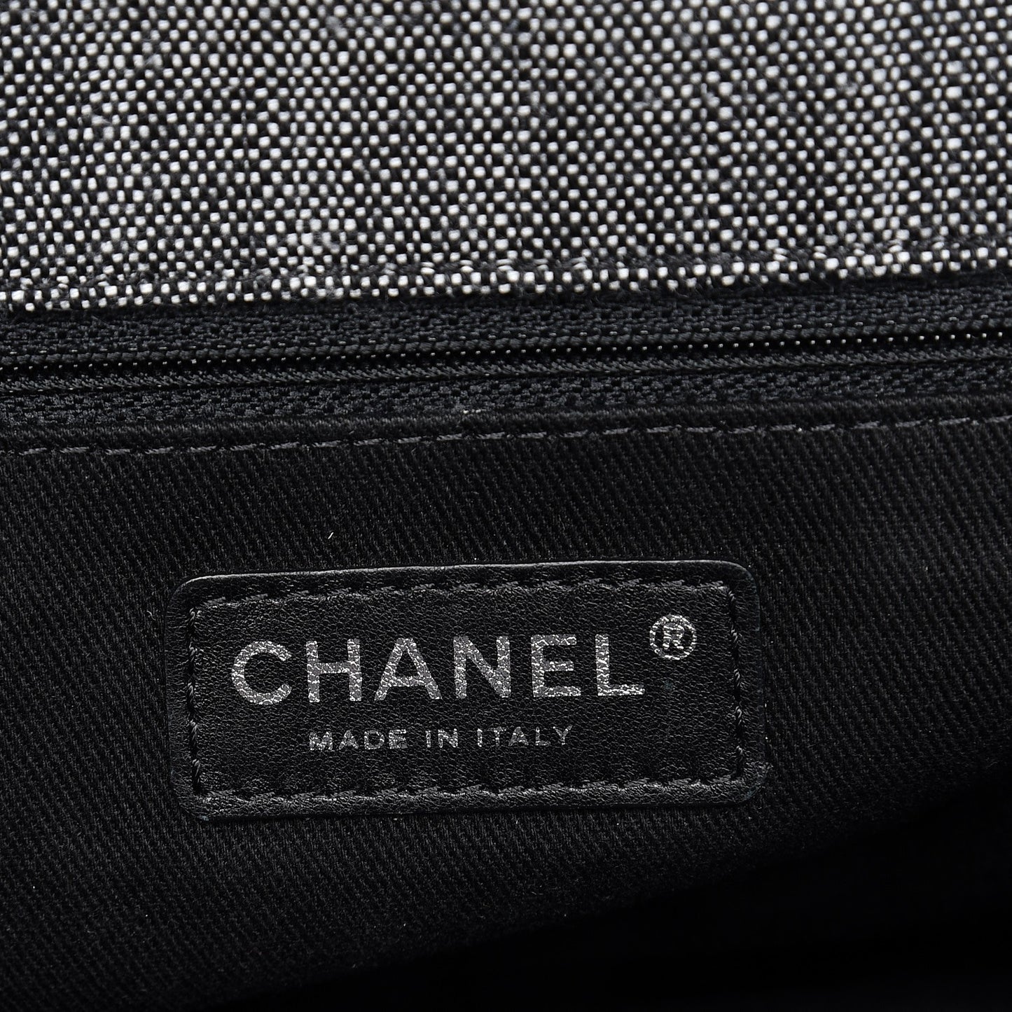 Denim Toile Quilted Belt Flap Black White