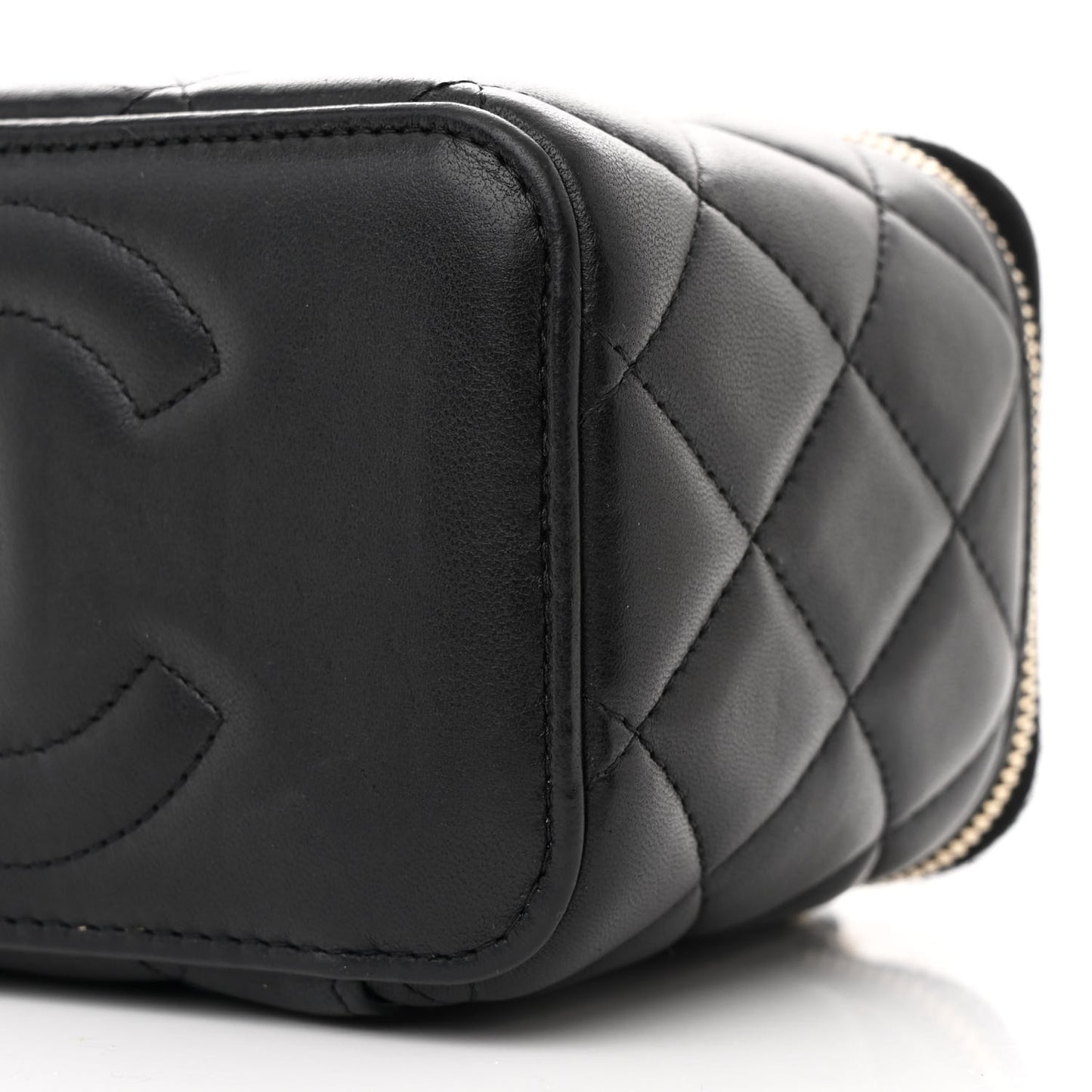 Lambskin Quilted Small Top Handle Vanity Case With Chain Black
