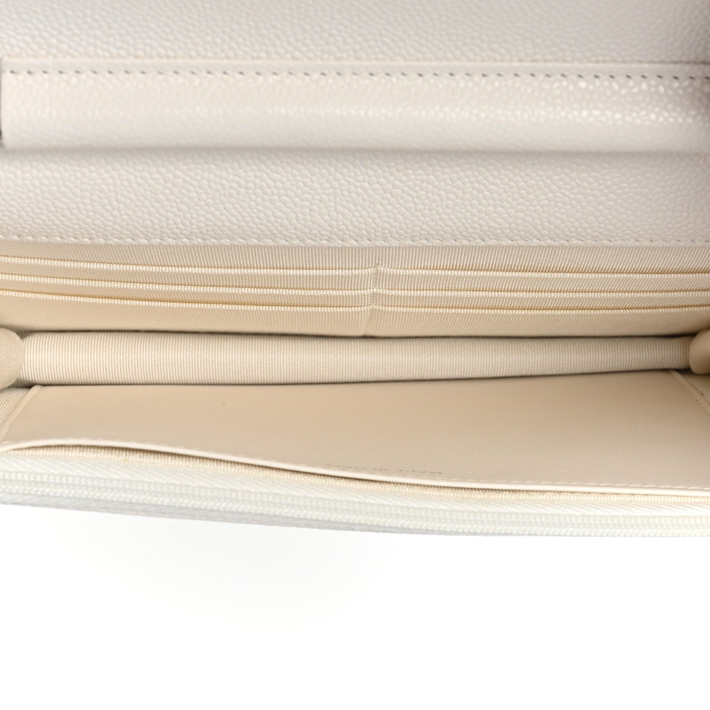 Caviar Quilted Wallet On Chain WOC White