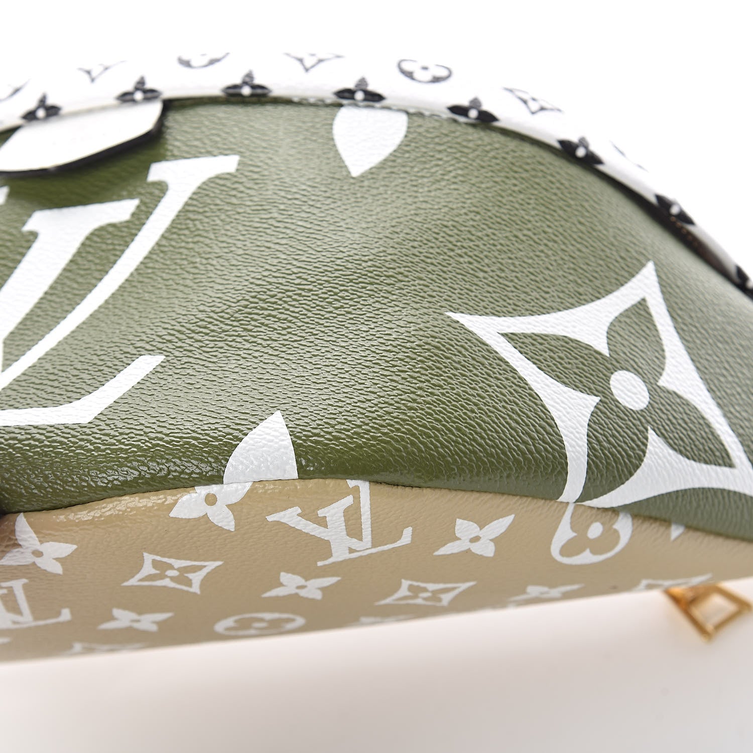 Louis Vuitton Monogram Giant Bumbag Kaki Beige 9 of 10