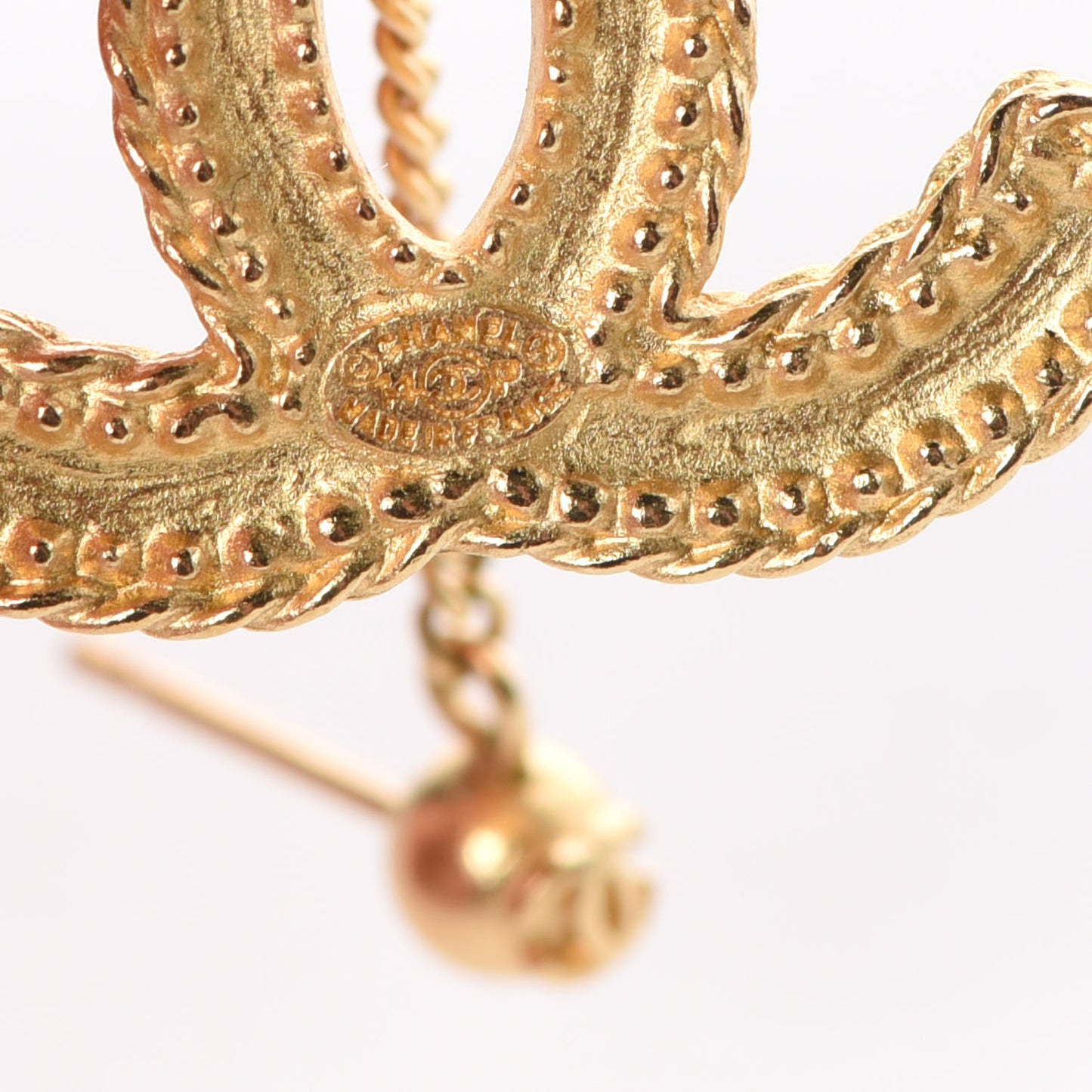 CC Drop Earrings Matte Gold