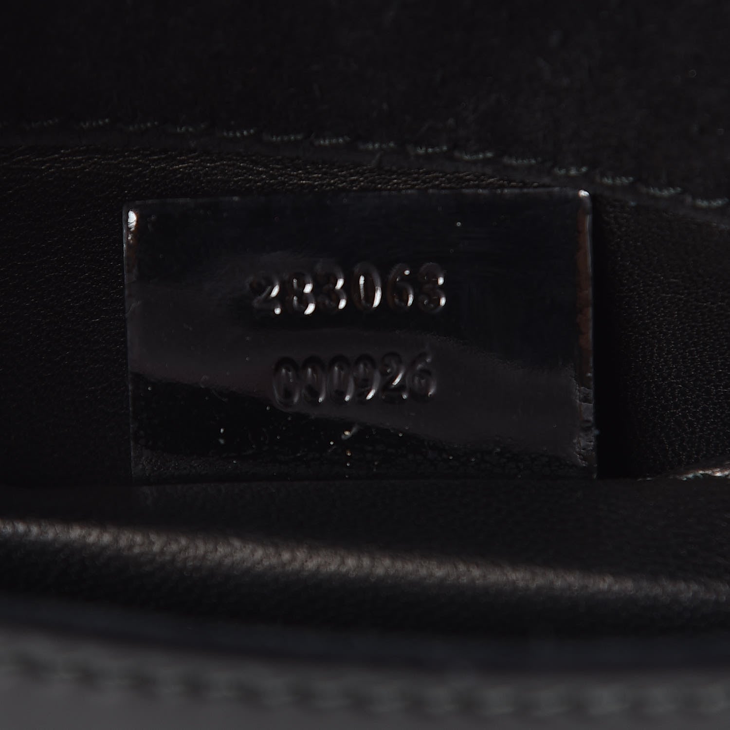Gucci Patent Small Emily Chain Shoulder Bag Black 7 of 10