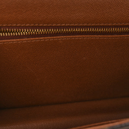 Louis Vuitton Monogram Pochette Dame 29 10 of 12