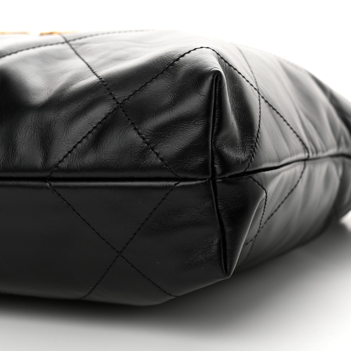 Shiny Calfskin Quilted Small Chanel 22 Black