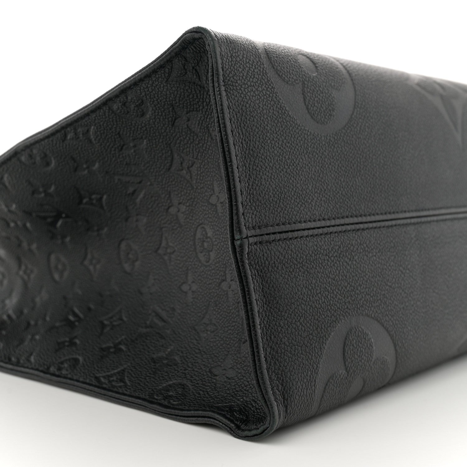 Louis Vuitton Empreinte Monogram Giant Onthego GM Black 8 of 11