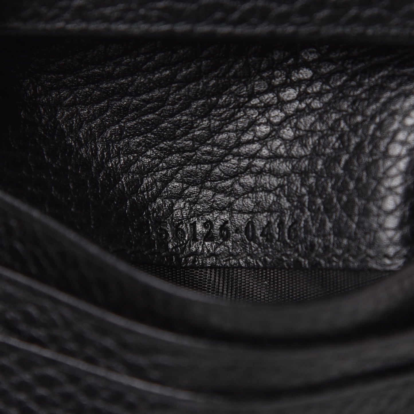 Pebbled Calfskin GG Marmont Card Case Black