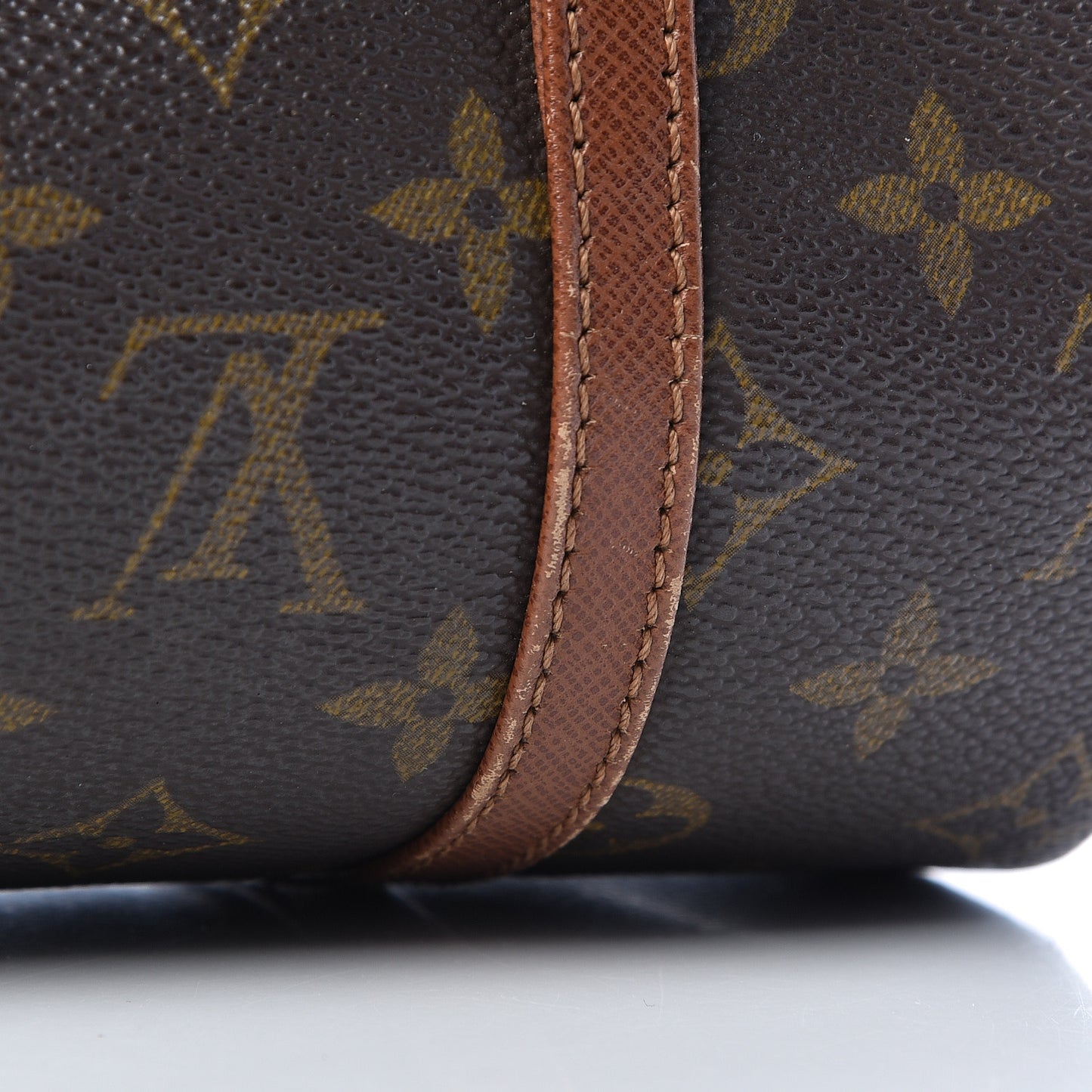 Monogram Papillon 26