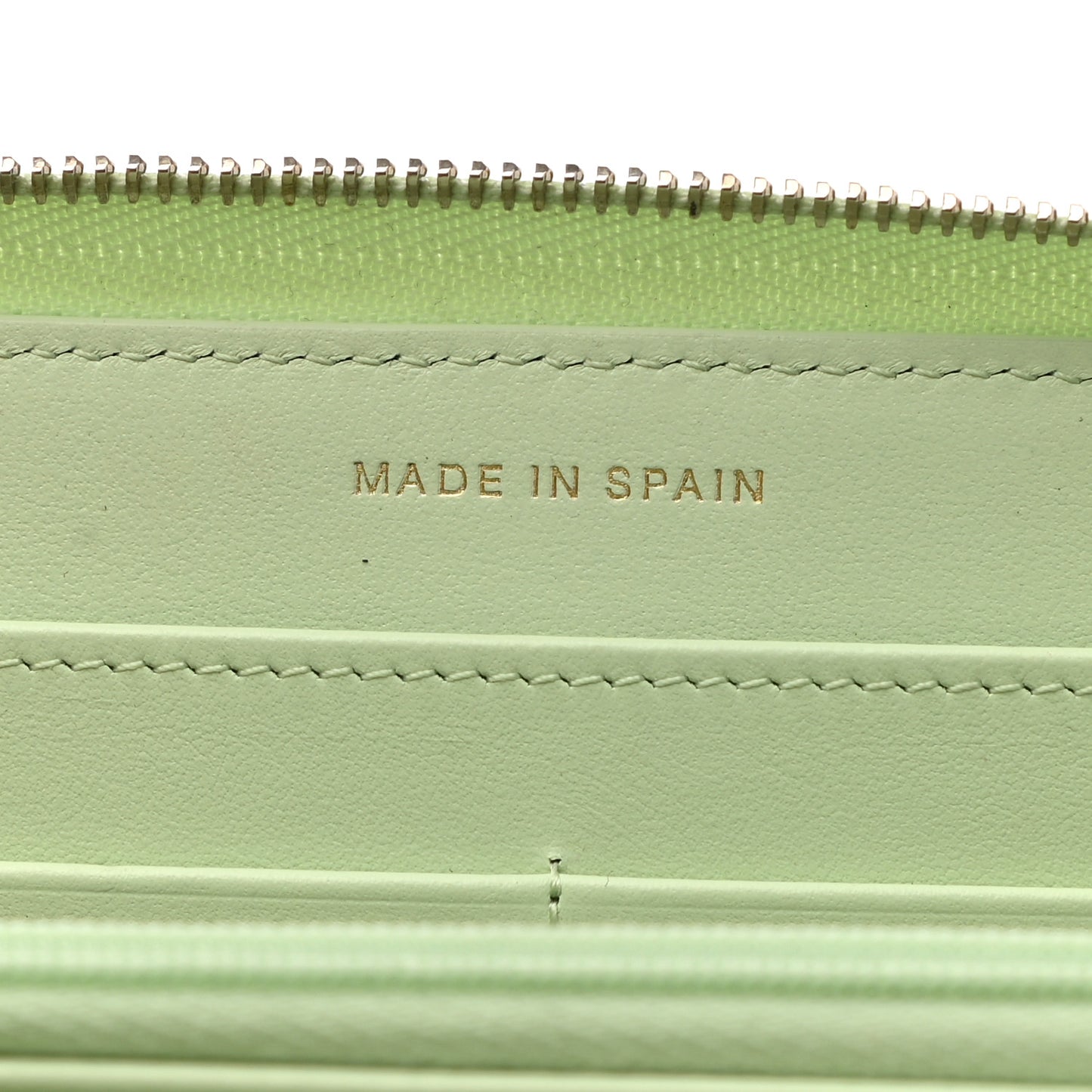 Caviar Quilted Large Gusset Zip Around Wallet Light Green