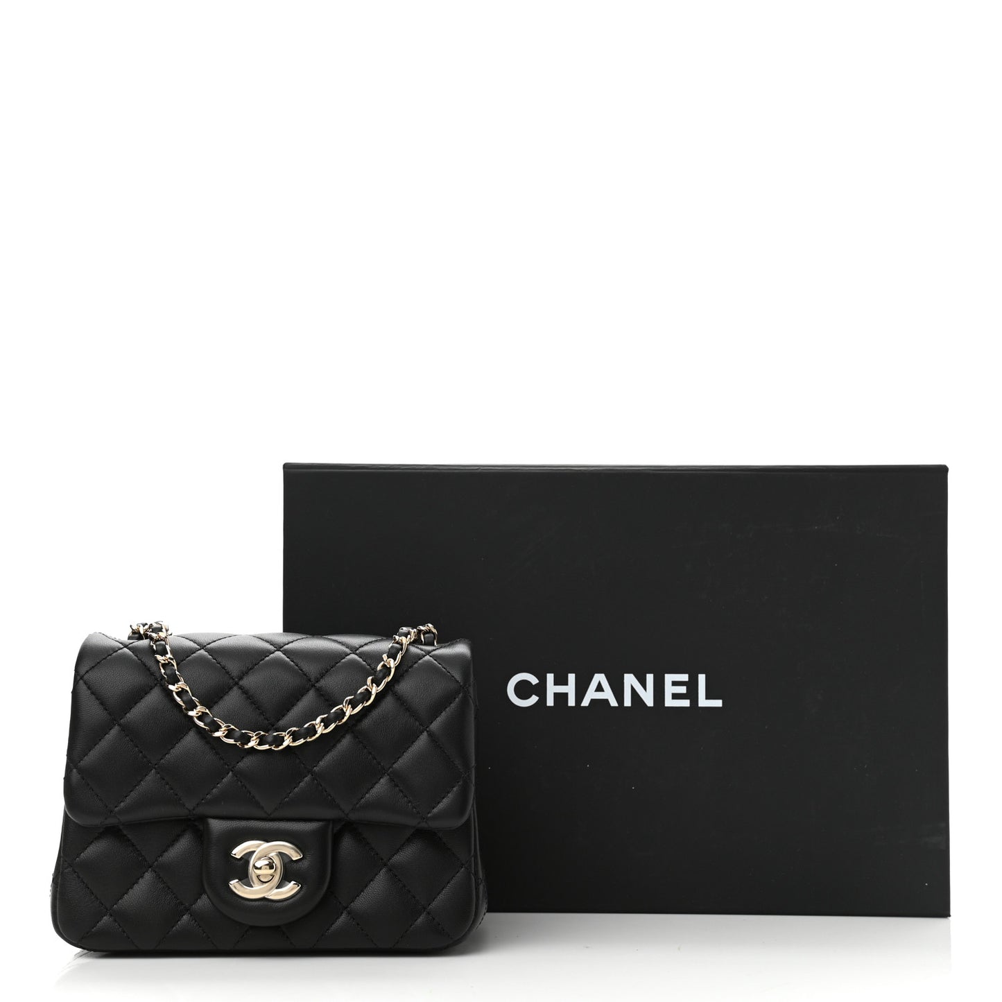 Lambskin Quilted Enamel Mini Pearl Crush Flap Black