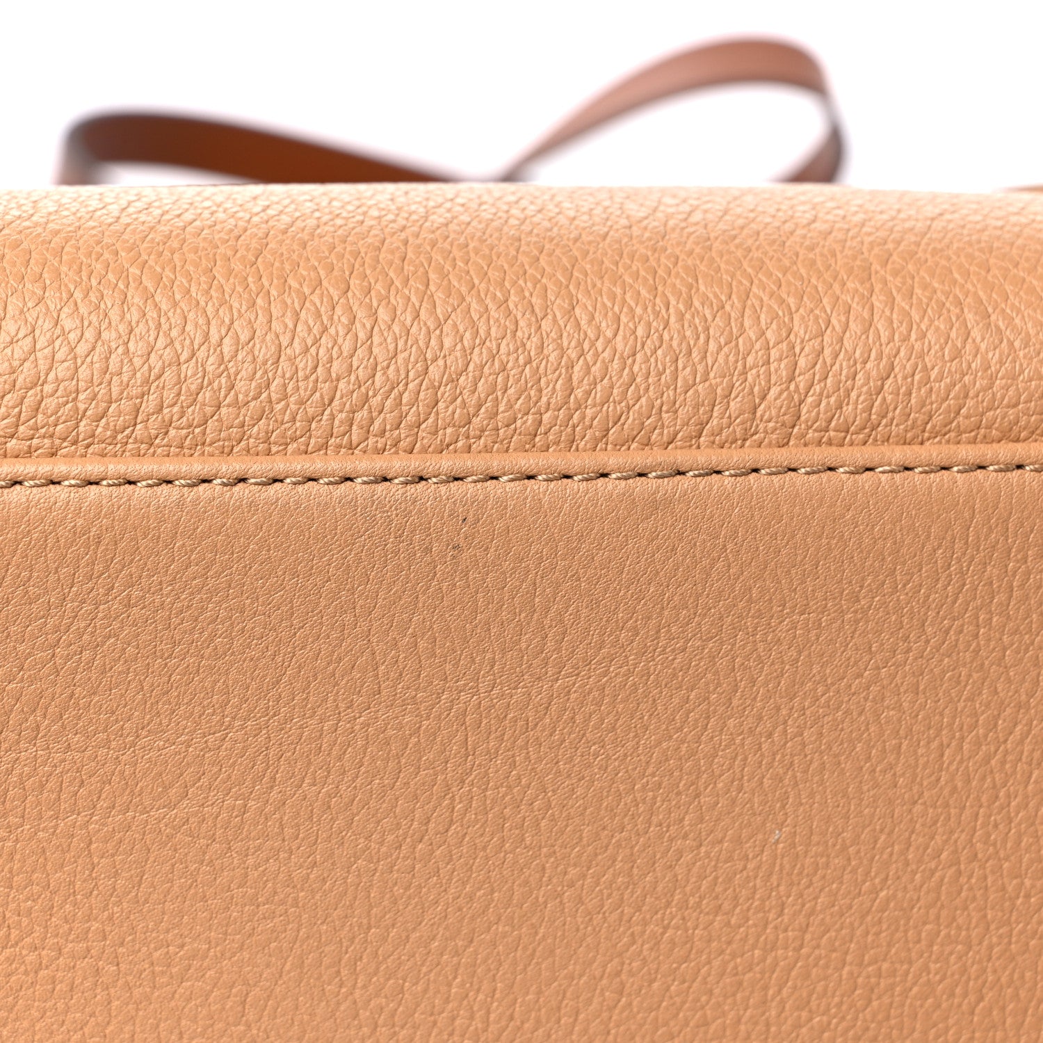 Louis Vuitton Mahina On My Side Arizona 11 of 11