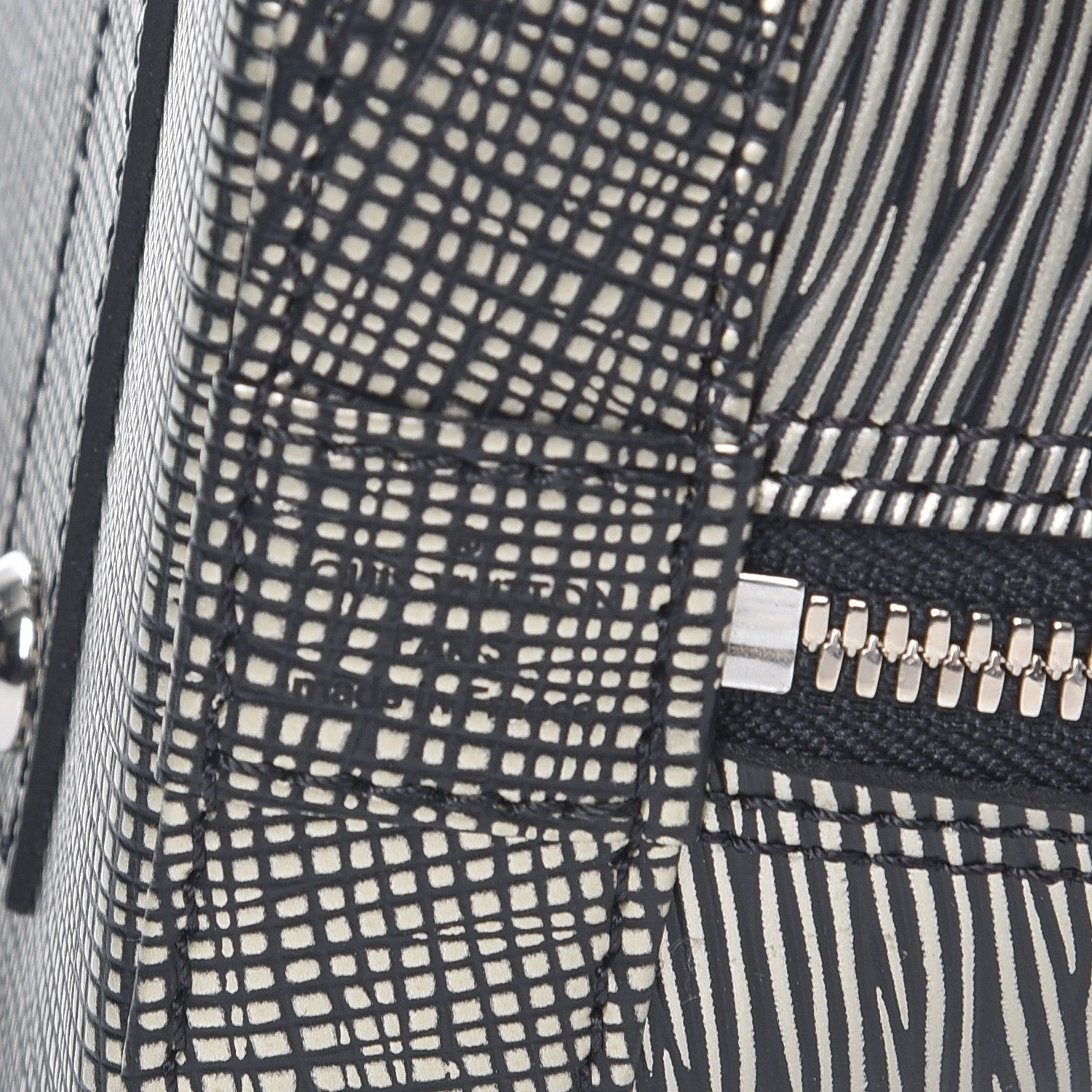 Louis Vuitton Epi Alma BB Platine 7 of 9