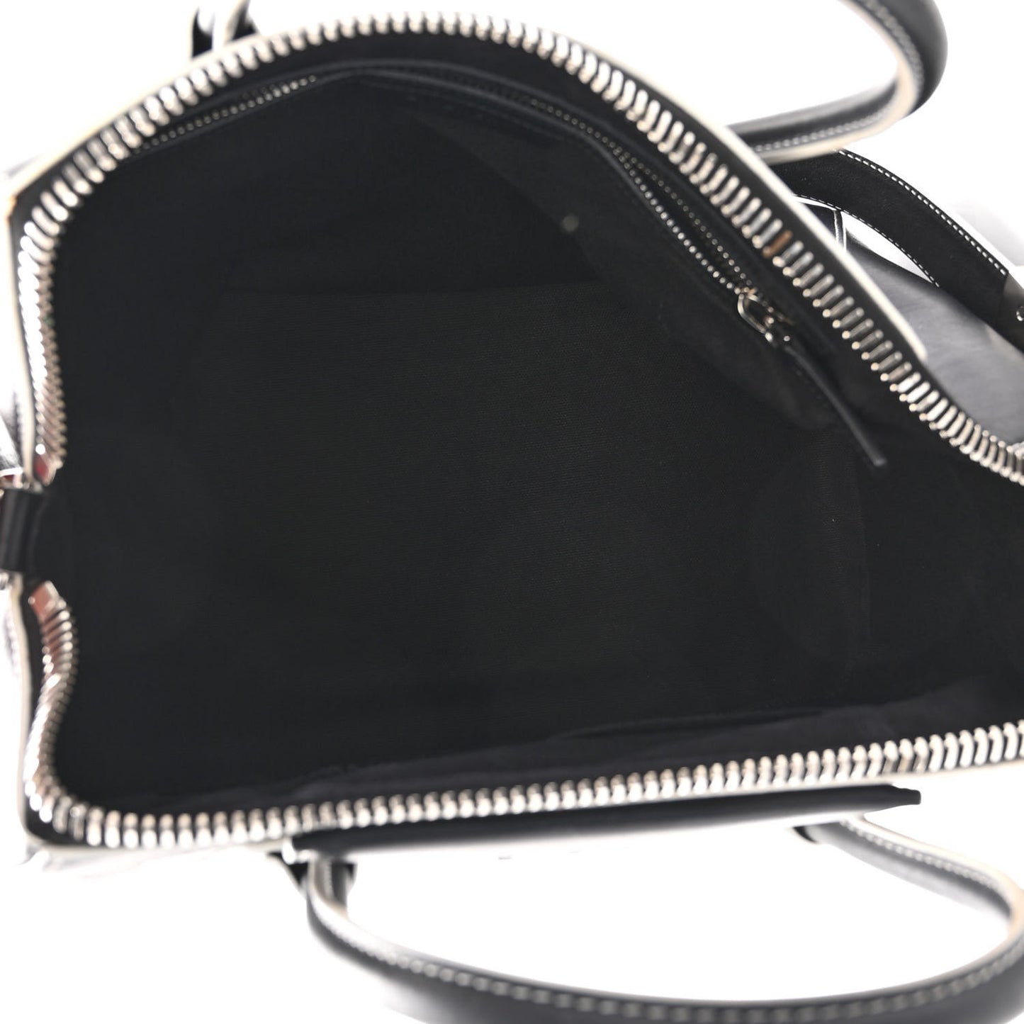 Calfskin Contrast Stitched Medium Antigona Black