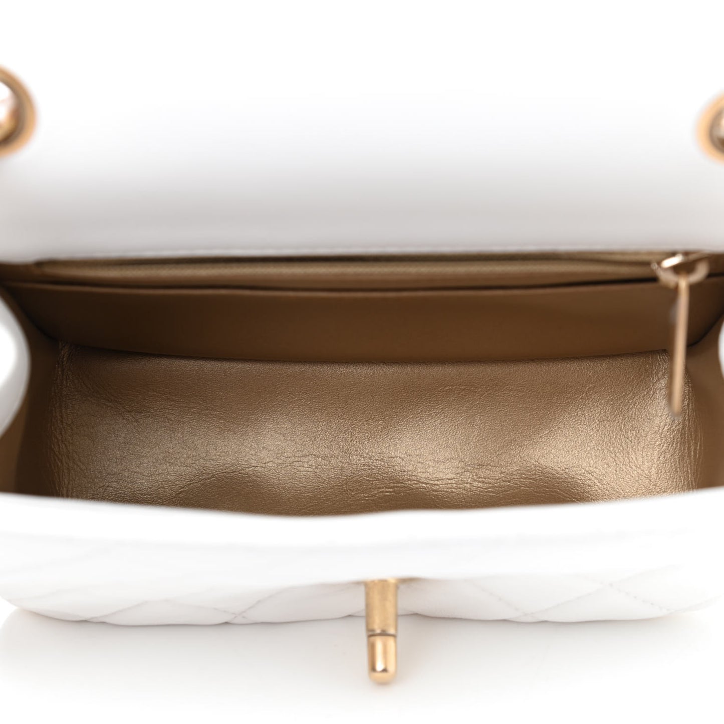Lambskin Quilted Mini Pearl Crush Flap White