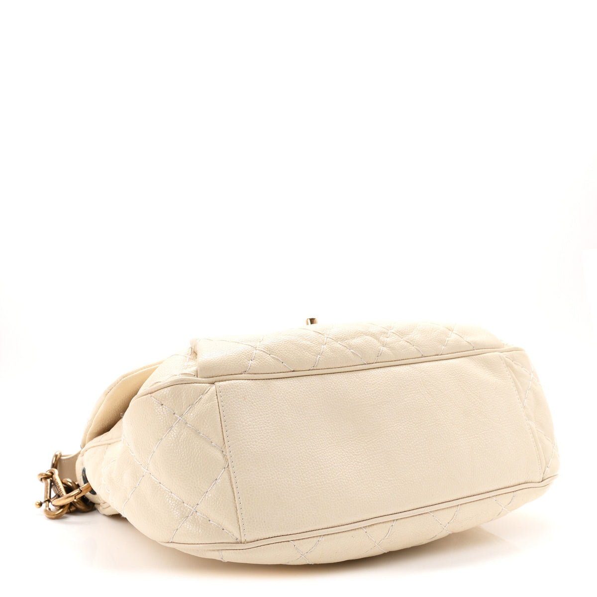 Crumpled Grained Calfskin Medium Coco Pleats Messenger Flap Dark White