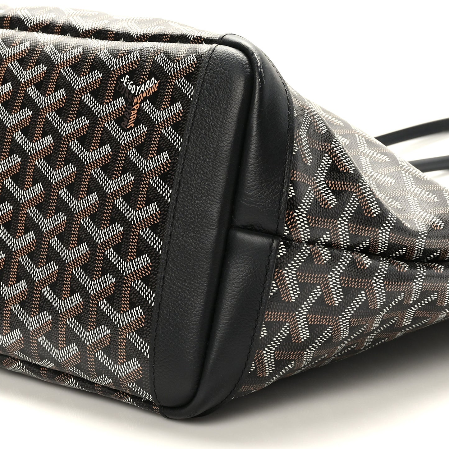 Goyardine Artois MM Black