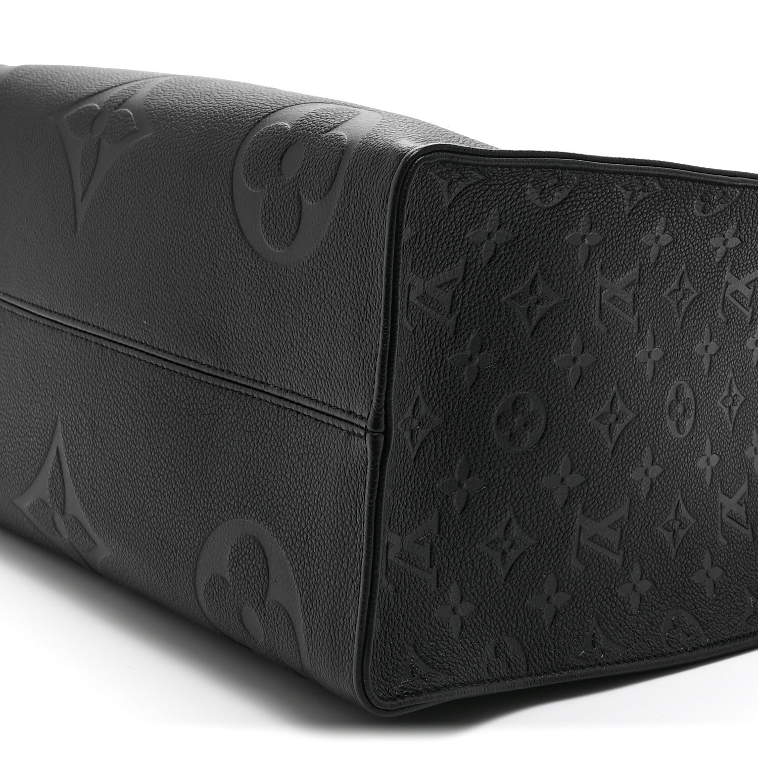 Louis Vuitton Empreinte Monogram Giant Onthego GM Black 9 of 9