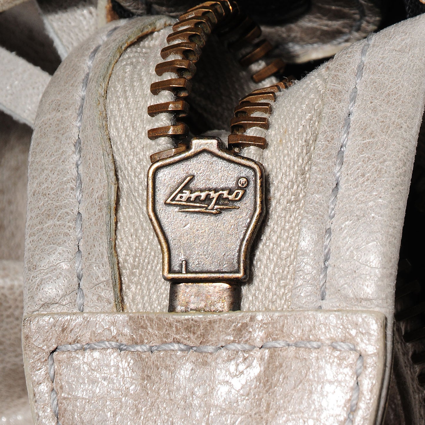 Chevre Classic Hardware Day Hobo Greige