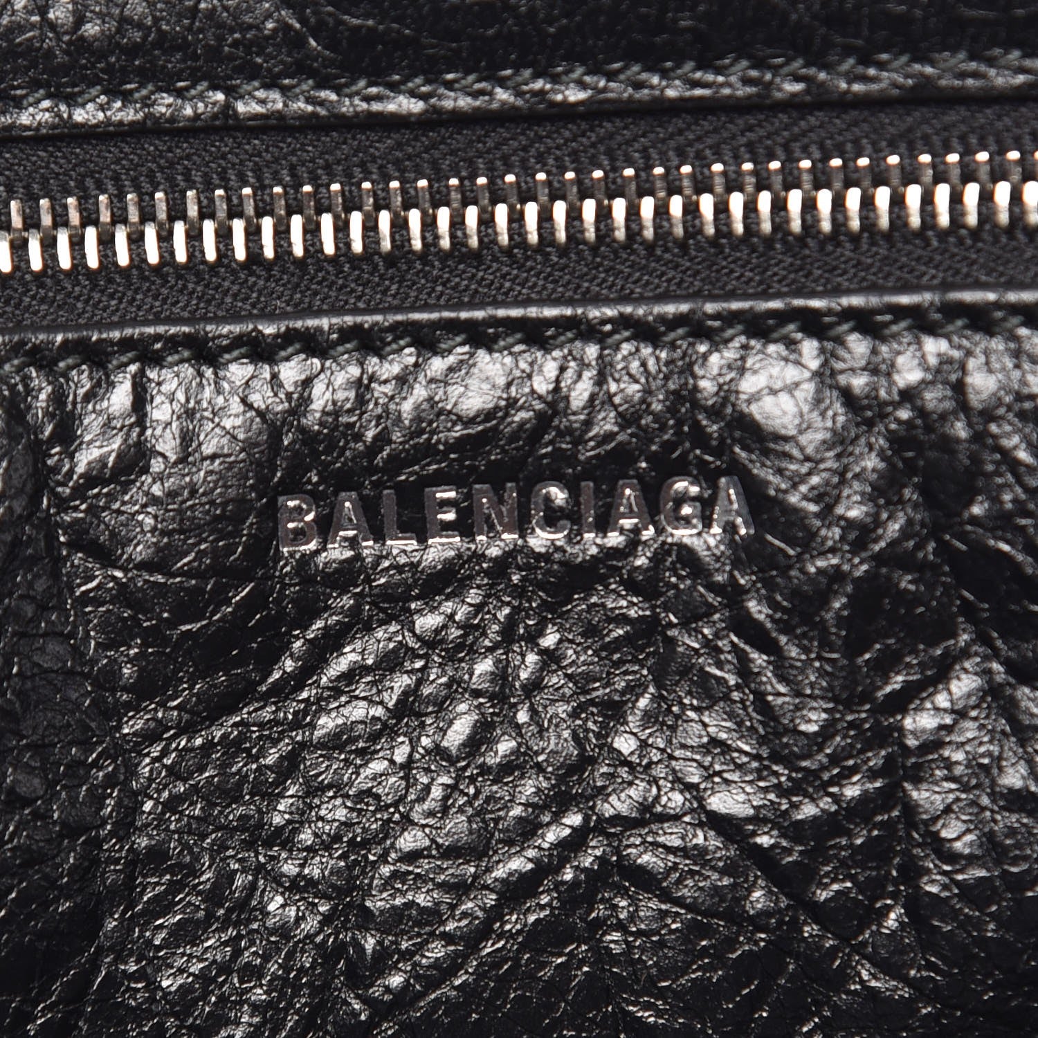 Balenciaga Agneau Graffiti Papier A6 Zip Around Tote Black 6 of 8