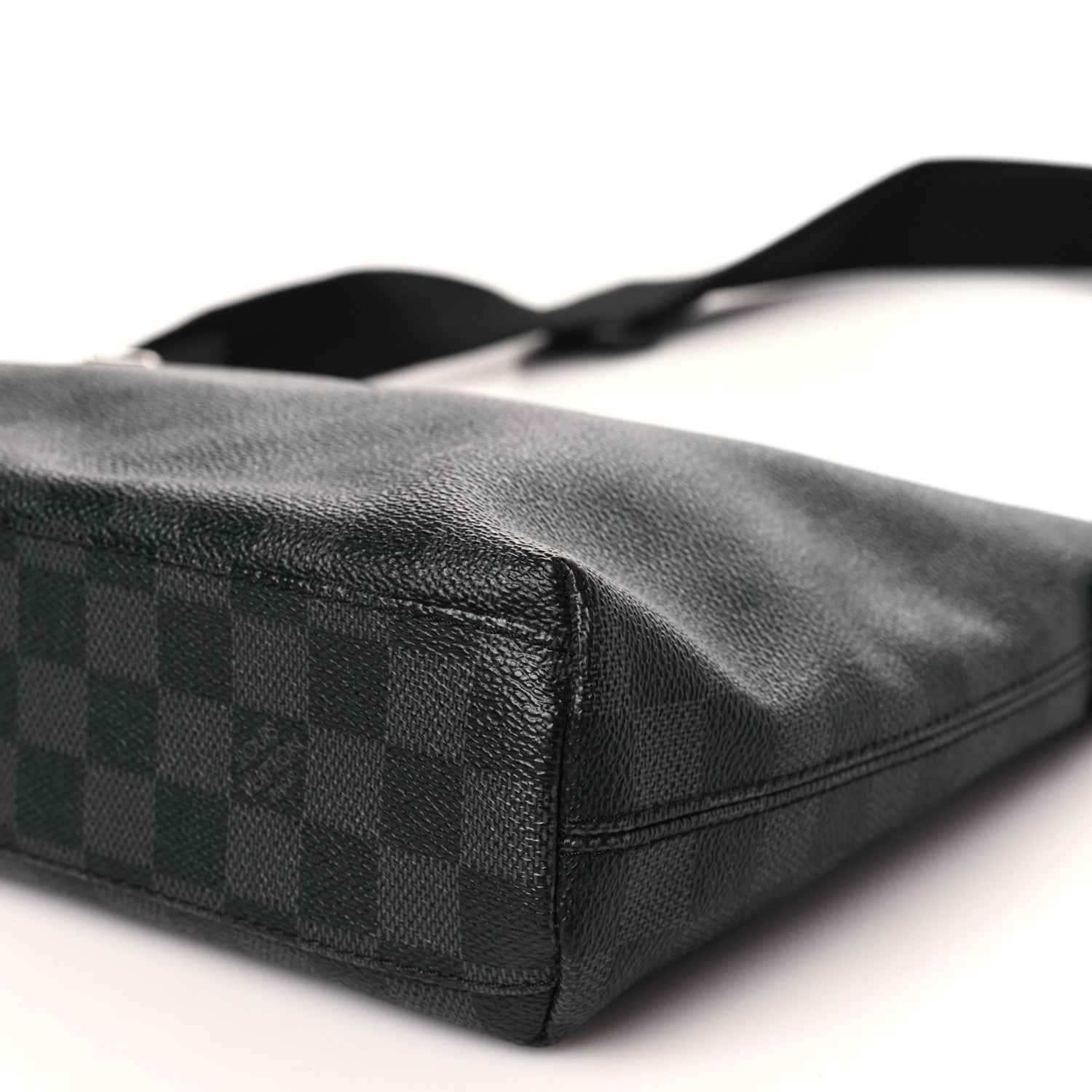 Louis Vuitton Damier Graphite Mick PM 8 of 8