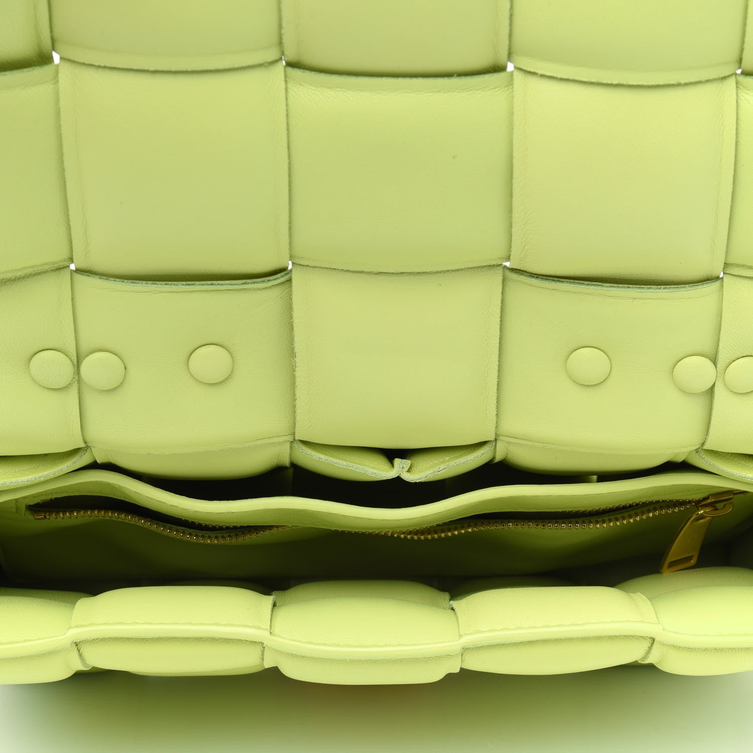Bottega Veneta Lambskin Maxi Intreccio Padded Chain Cassette Crossbody Bag Seagrass 3 of 4
