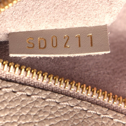 Louis Vuitton Empreinte Monogram Giant Onthego MM Tourterelle 7 of 10