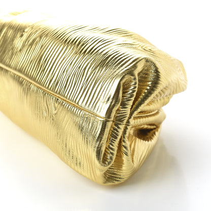 Bottega Veneta Metallic Bark Calfskin Embossed The Pouch Oversized Clutch Oro 7 of 9