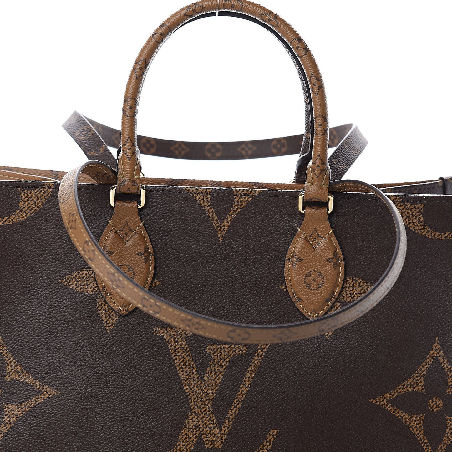Reverse Monogram Giant Onthego MM