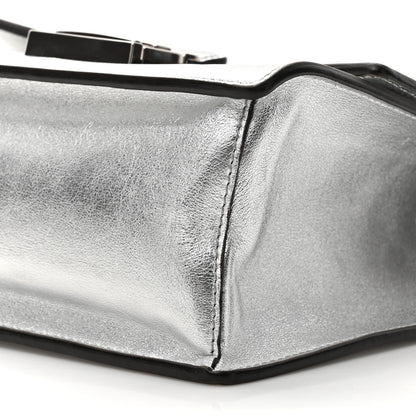 Fendi Vitello Catalan Mirror F is Fendi Small Kan U Shoulder Bag Argento 9 of 20