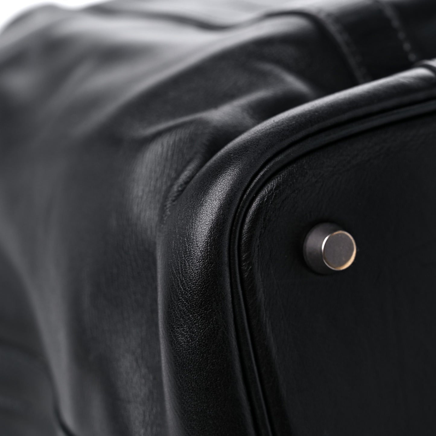 Swift Initiale Black