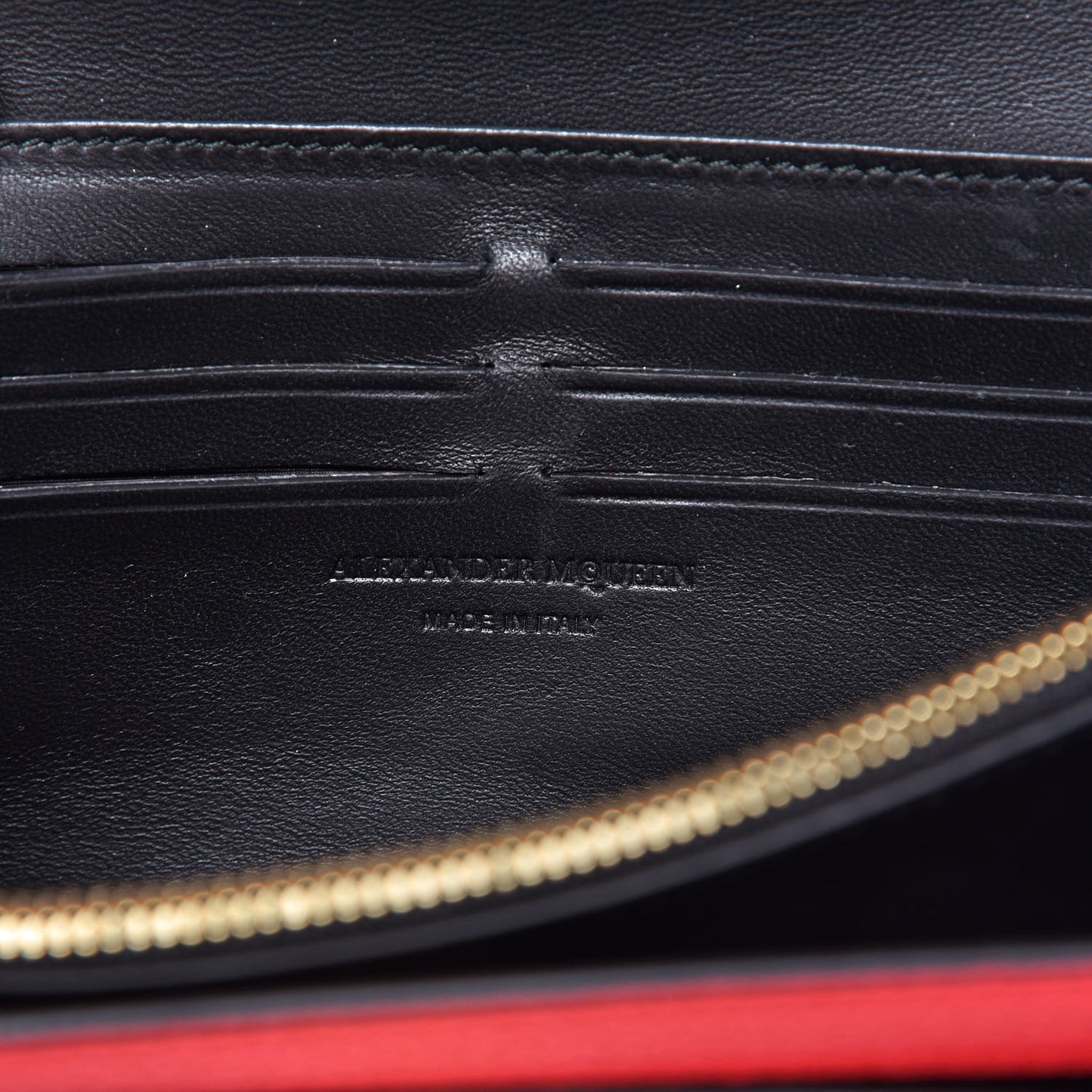 Pebbled Calfskin Skull Wallet on Chain Red
