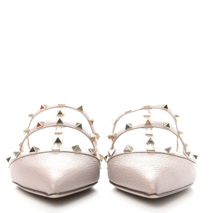 Valentino Garavani Pebbled Calfskin Rockstud Flat Cage Mules 38.5 Poudre 2 of 11