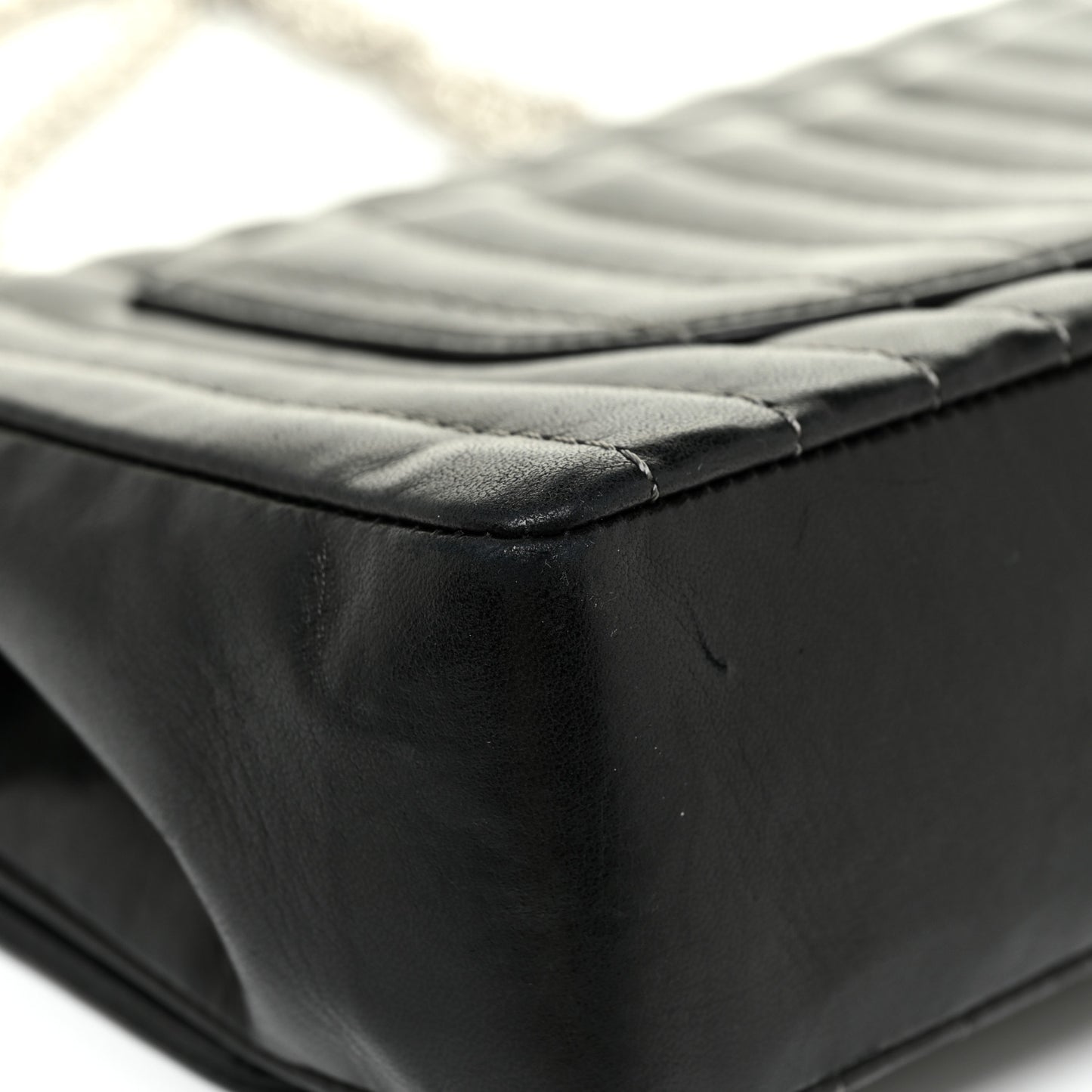 Lambskin Vertical Quilted Medium Single Flap Black