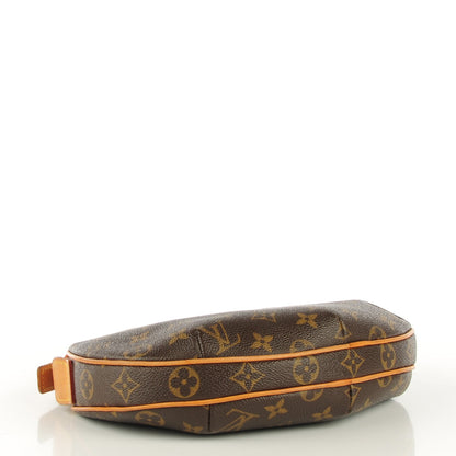 Louis Vuitton Monogram Croissant PM 4 of 7