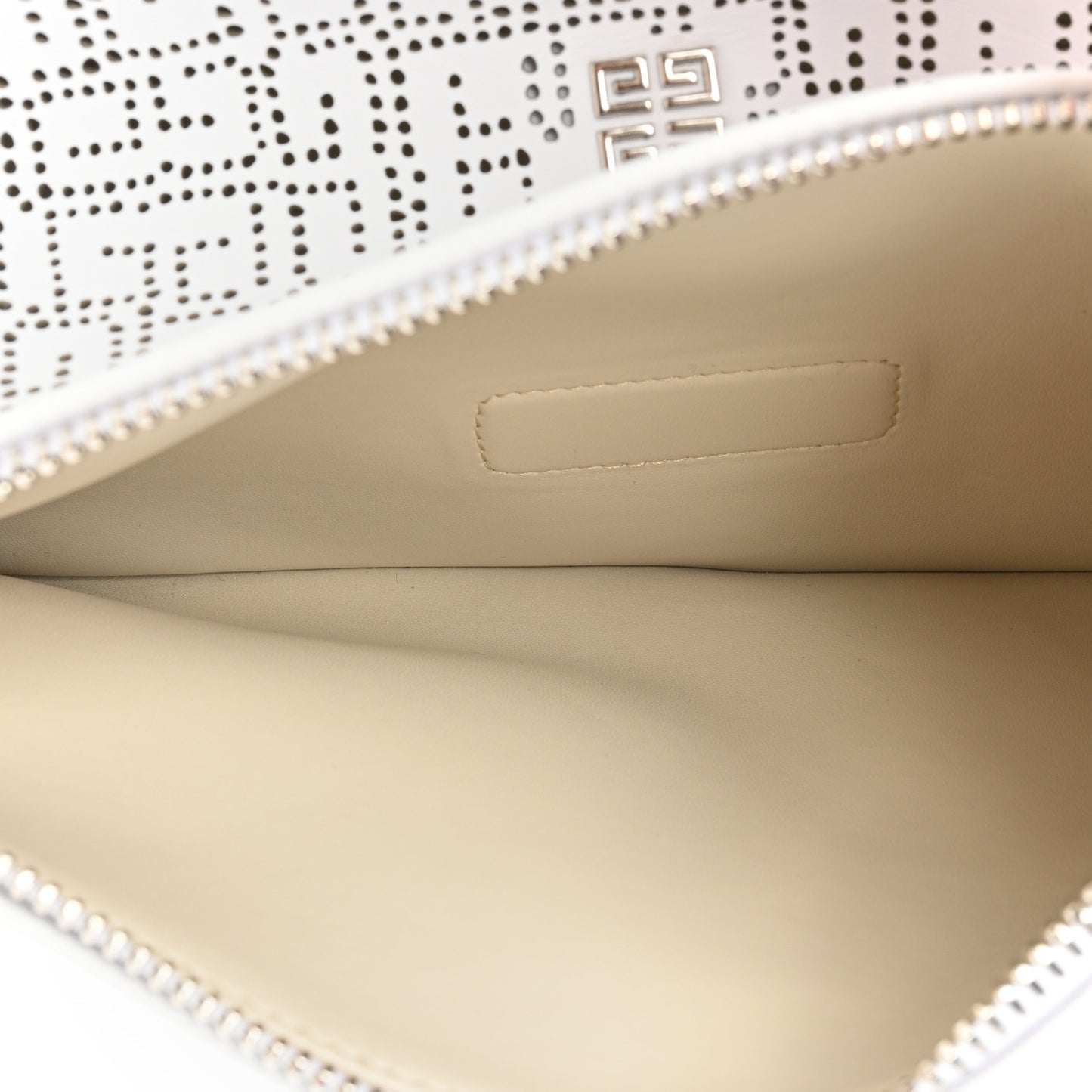 Lambskin Perforated Small Pandora Ivory