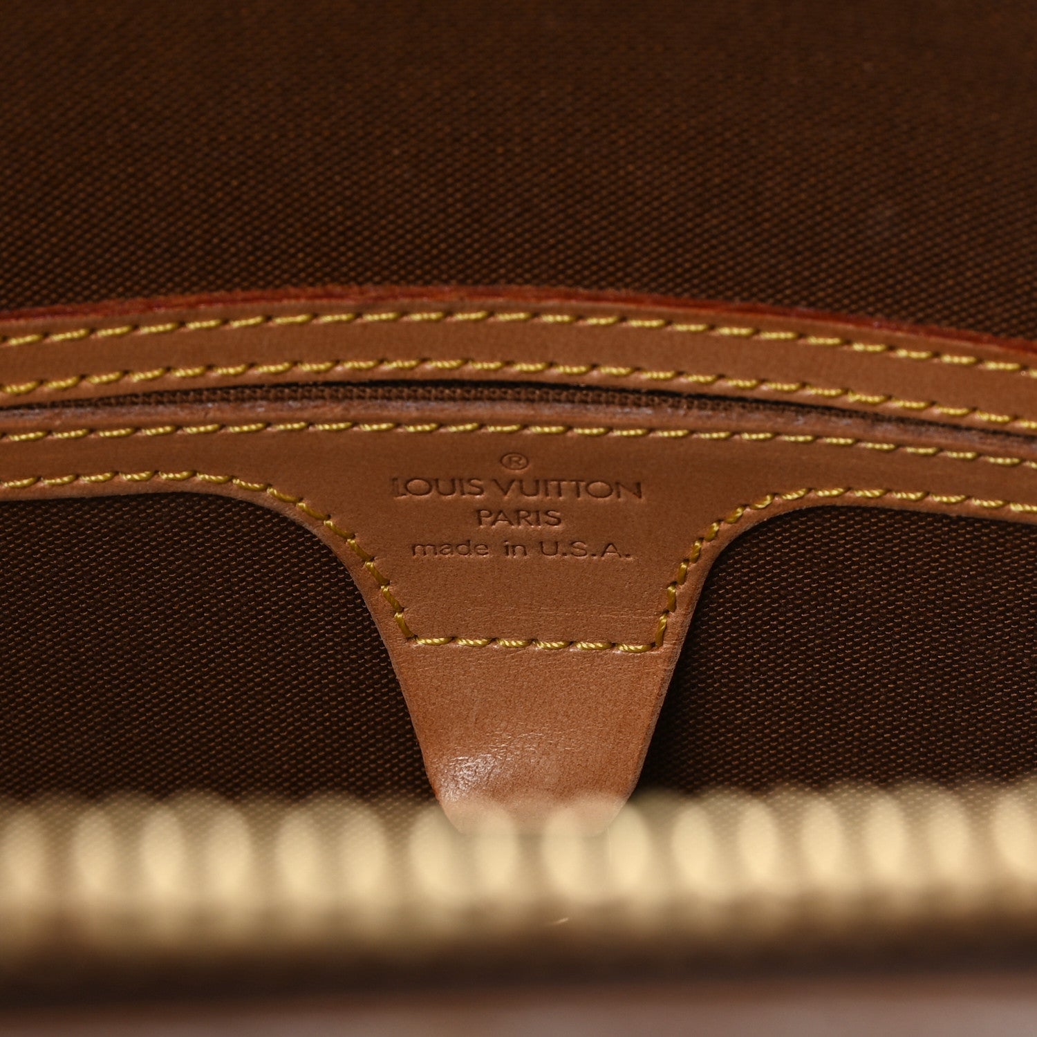 Louis Vuitton Monogram Ellipse MM 6 of 12