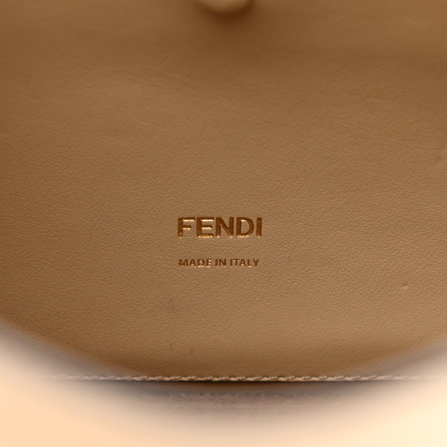 Agnello Old Shine F is Fendi Kan U Shoulder Bag Amido