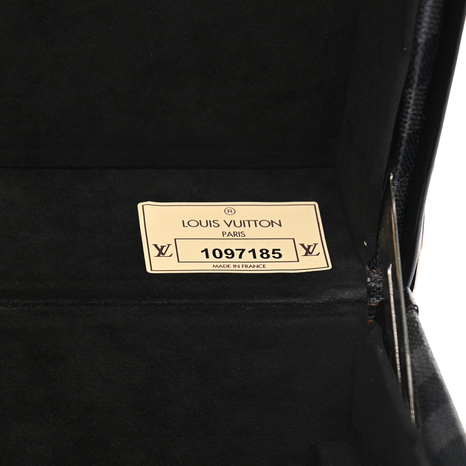 Louis Vuitton Damier Graphite Alzer 70 Trunk 8 of 14