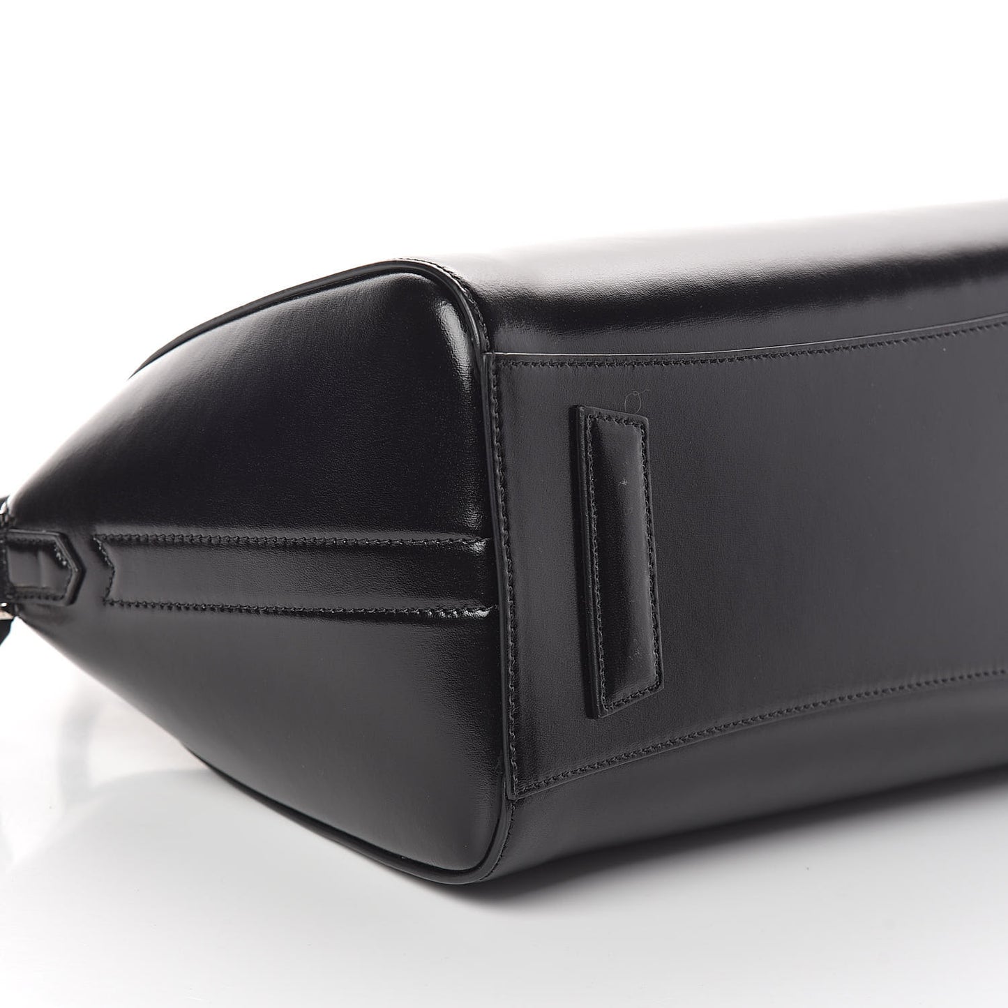 Shiny Lord Calfskin Small Antigona Black
