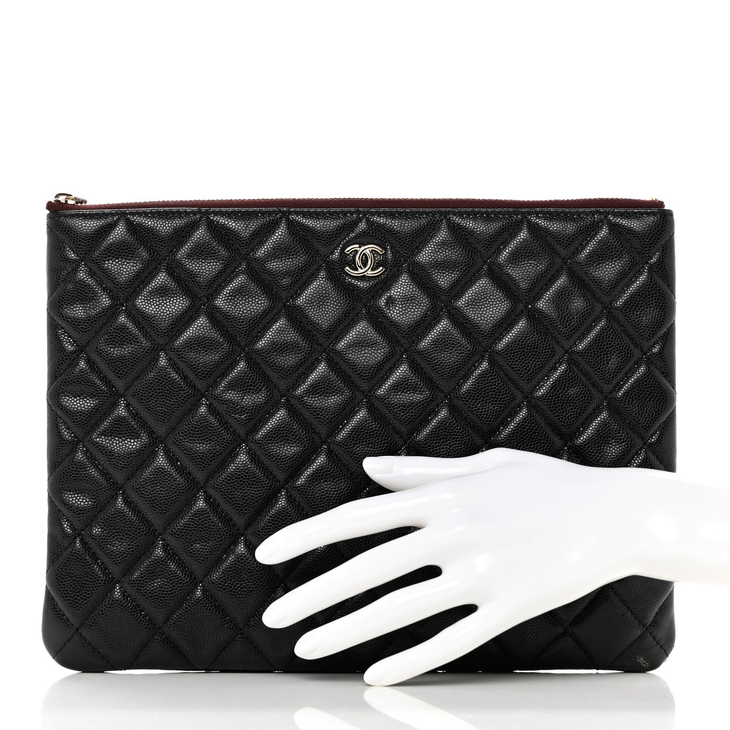 Caviar Quilted Medium Cosmetic Case Black
