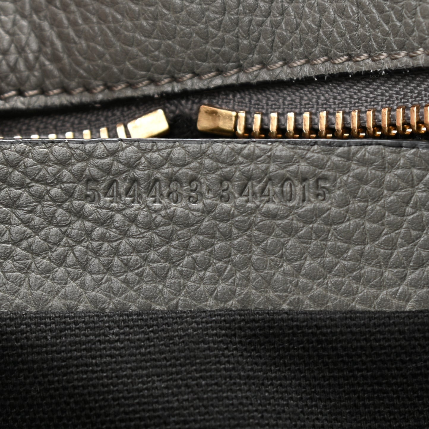 Pebbled Calfskin Small Skull Padlock Zip Around Tote Grey