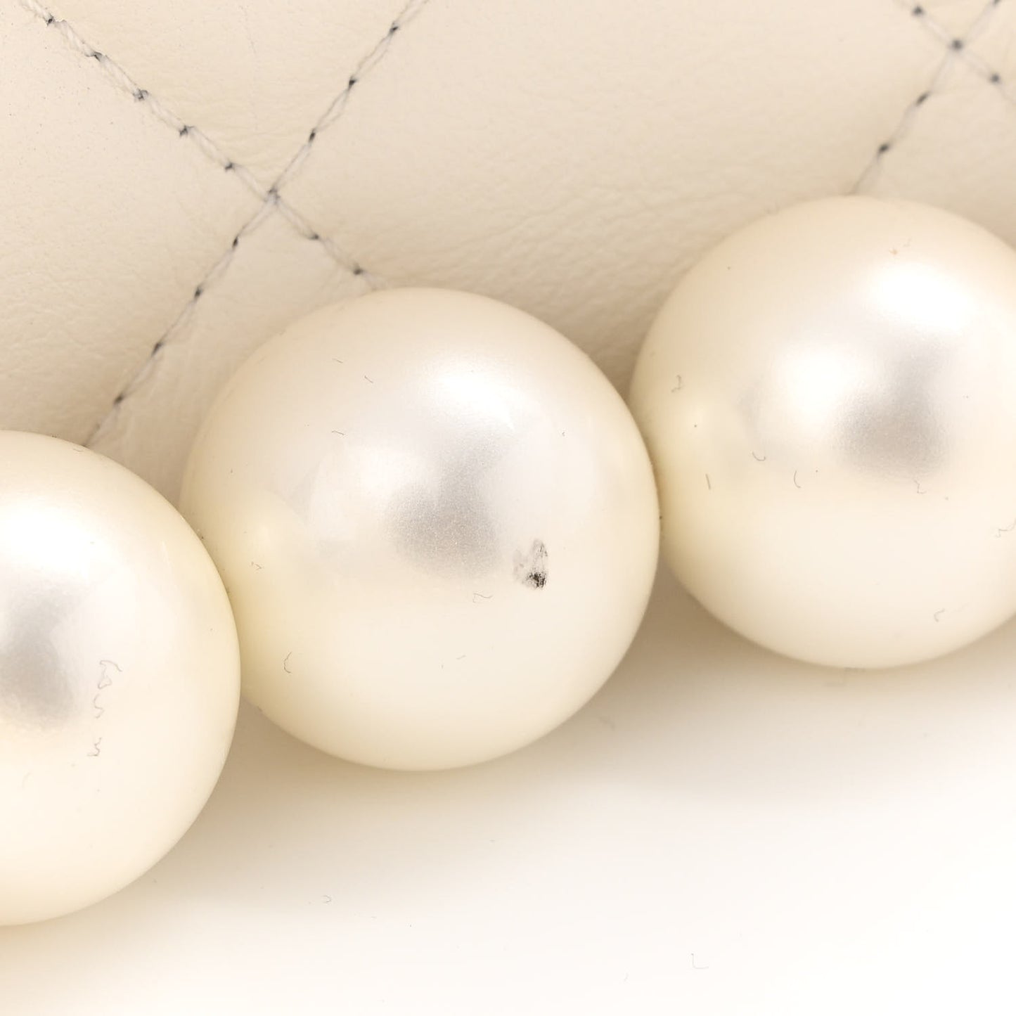 Calfskin Quilted Maxi Pearls Clutch With Chain White