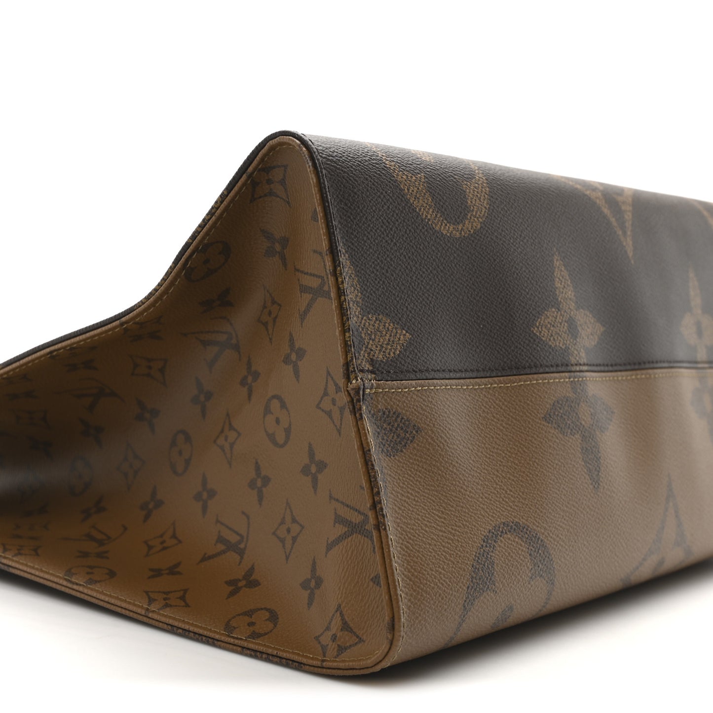 Reverse Monogram Giant Onthego GM